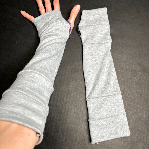 Gray Elbow Length Fingerless Gloves Purple Arm Warmers Thumb Holes Socks Texting - Picture 6 of 10